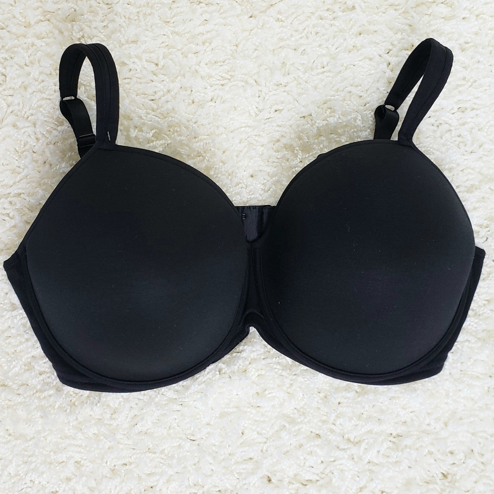 Essential Bodywear #8108 Size 42E black bra